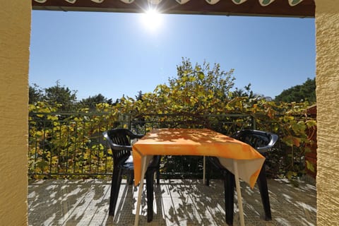 Apartments and Rooms Dragica - Unit 48560-61