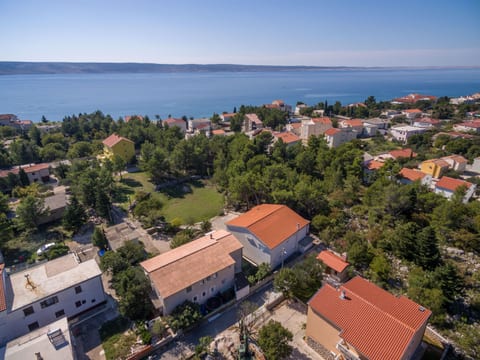 Apartments and Rooms Dragica - Unit 48561-61
