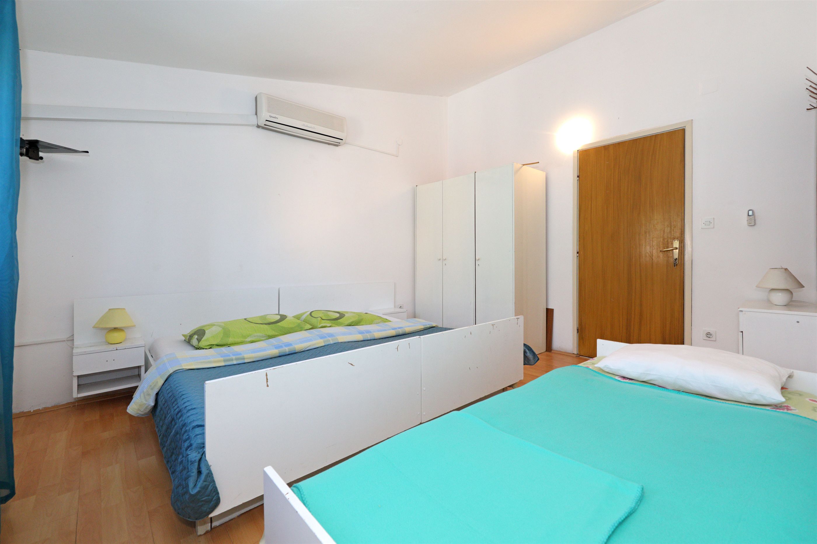 Apartments and Rooms Dragica - S3 - Starigrad