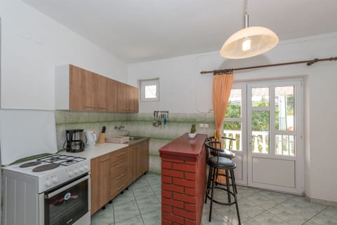 House Zdenka - Unit 48607-61