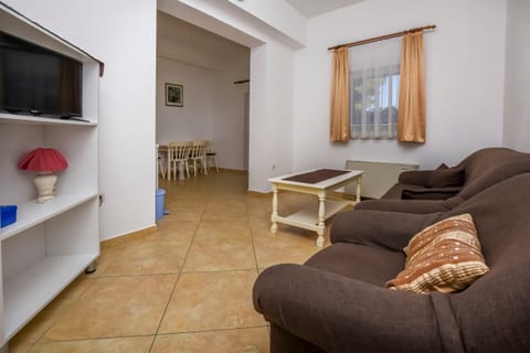 Apartments Periša - Unit 48626-61