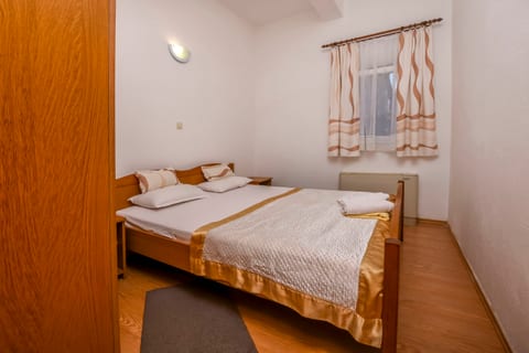 Apartments Periša - Unit 211846-16