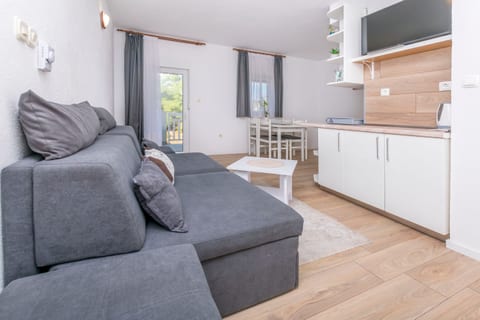 Apartments Periša - Unit 211848-16