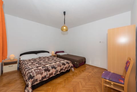 Apartment Milivoj - Unit 48649-61