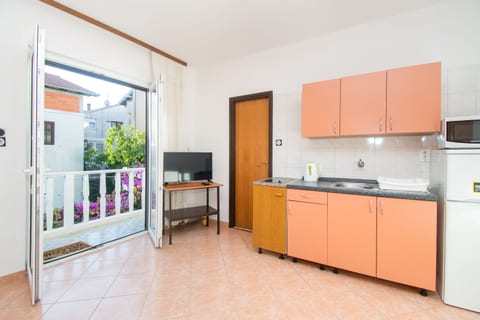 Apartment Mijo - Unit 48722-61