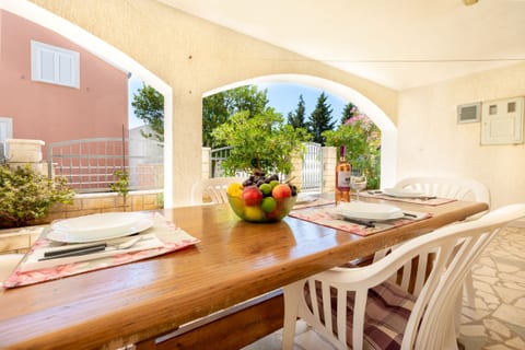 Apartments Maja - Unit 48740-61