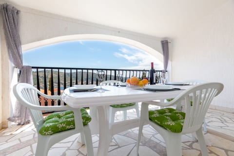 Apartments Maja - Unit 48741-61