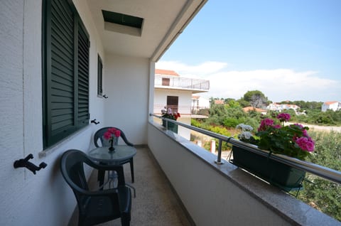 Apartment Ana - Unit 48760-61