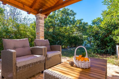 House Dobrila - Unit 48835-61
