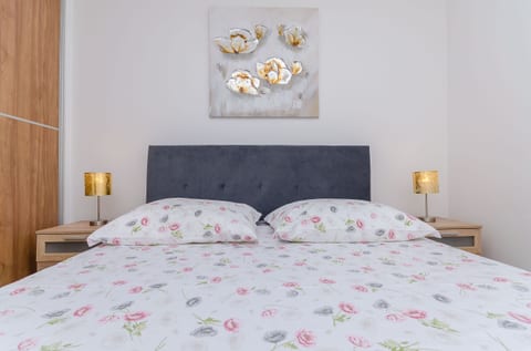 Apartments Bety - Unit 48863-61