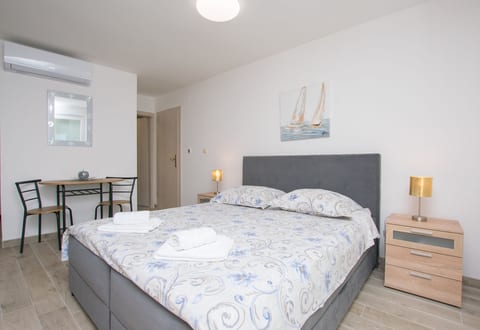 Apartments Bety - Unit 48864-61