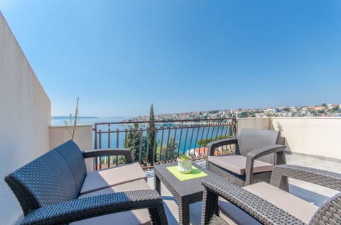 Apartments Bee Maja - Unit 48890-61