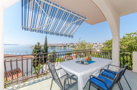 Apartments Bee Maja - Unit 48889-61