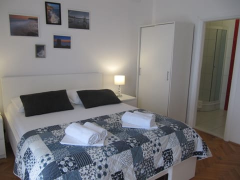 Rooms Falcon - Unit 48953-61
