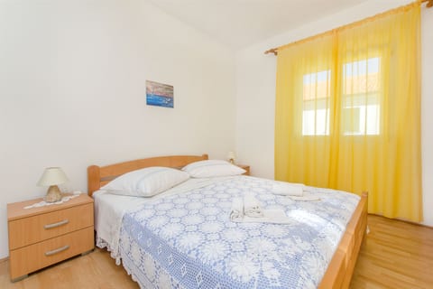 Apartments and Rooms Stjepan - Unit 48976-61