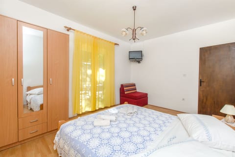 Apartments and Rooms Stjepan - Unit 48976-61