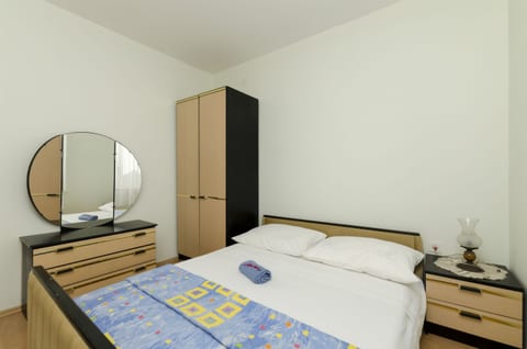 Apartments Bilo - Unit 49032-61