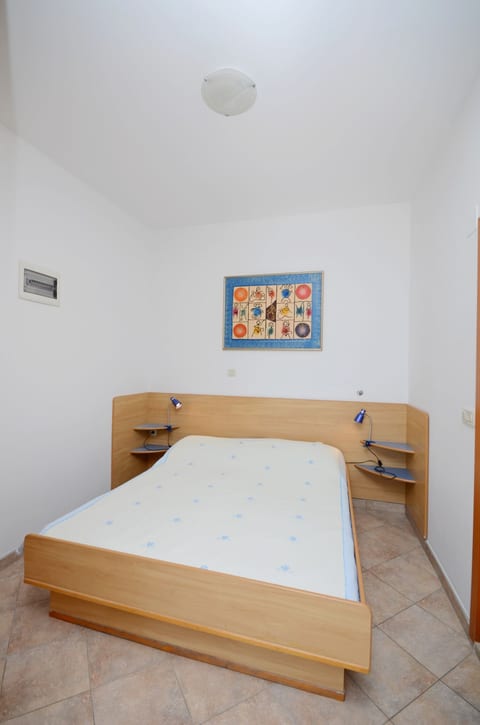 Apartments Jure - Unit 49167-61
