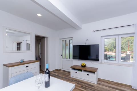 House Herta - Unit 49216-61