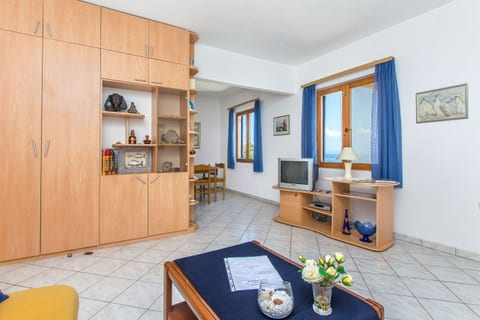 Apartment Renata - Unit 49244-61