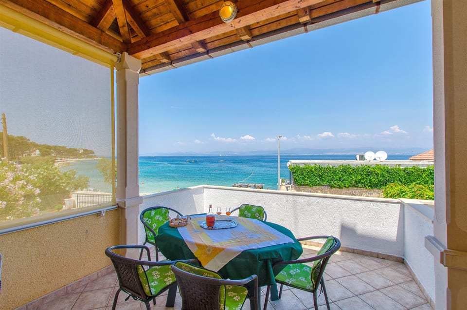 Apartment Renata - Unit 49244-61