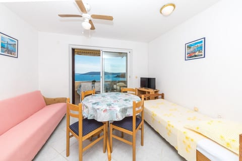 Apartments Val - Unit 49277-61