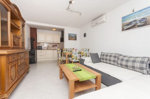 Apartments Kaja - Unit 49279-61