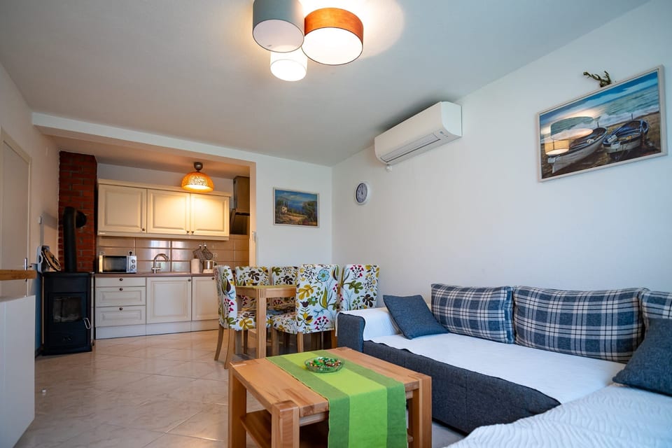 Apartments Kaja - Unit 49279-61