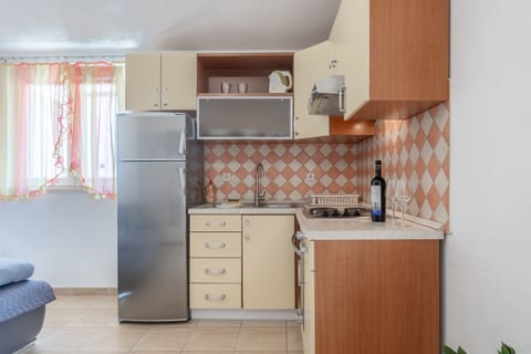 Apartments Ivo - Unit 49365-61