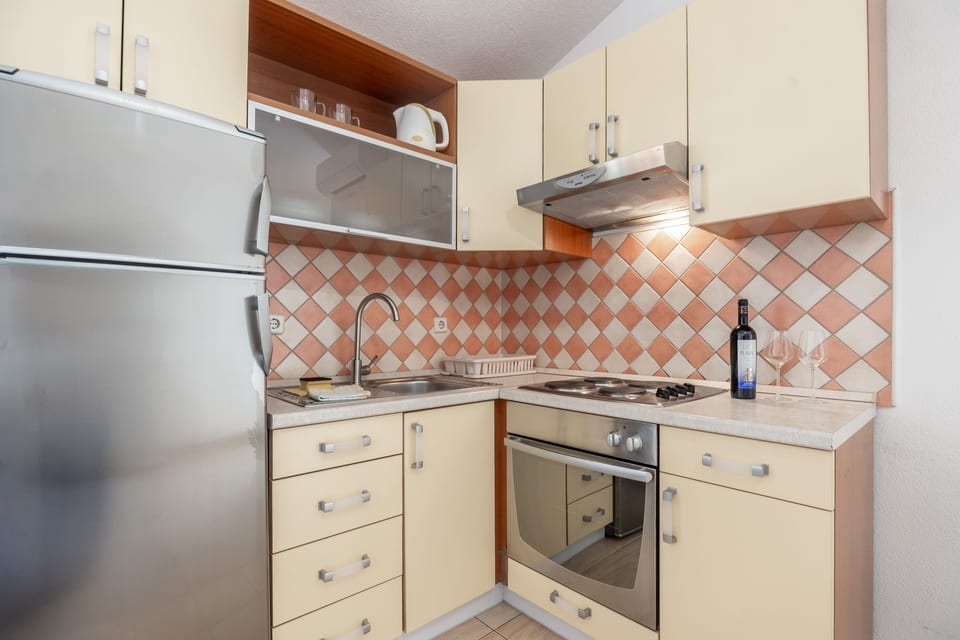 Apartments Ivo - Unit 49365-61