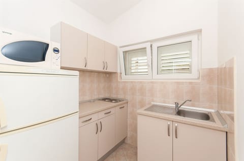 Apartments Ante - Unit 49373-61