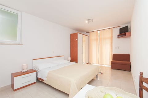 Apartments Ante - Unit 49375-61