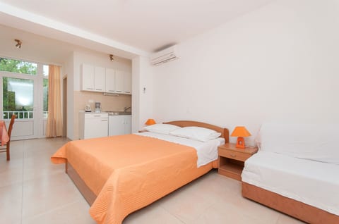Apartments Ante - Unit 49376-61