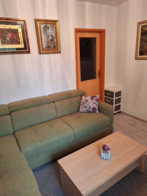 Apartments Slavomir - Unit 49460-61