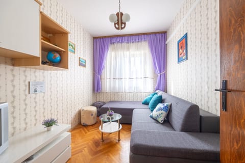 Apartment Frane - Unit 49488-61