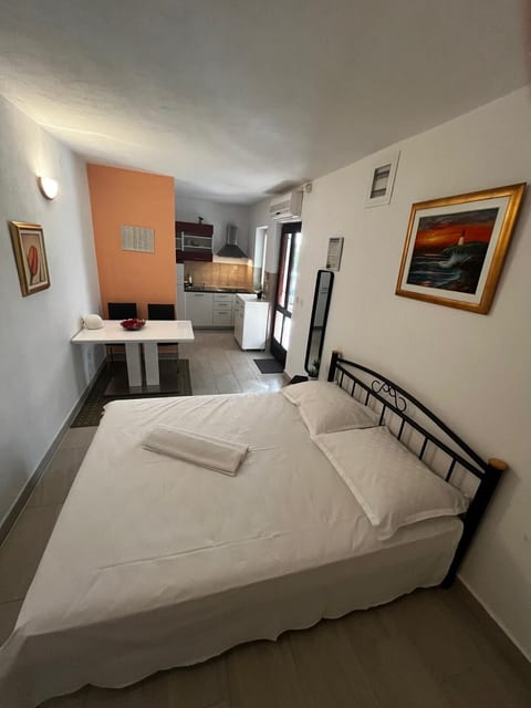Apartments Denis - Unit 49511-61