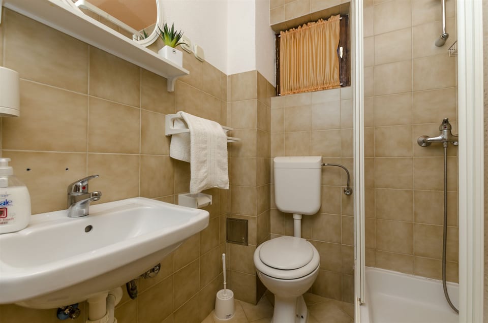 Apartments Denis - Unit 49511-61 - Croatia
