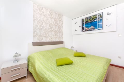 Apartments Fani - Unit 49551-61