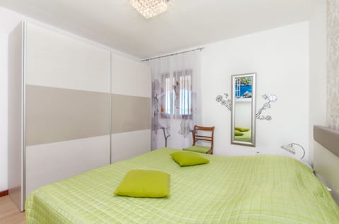 Apartments Fani - Unit 49551-61