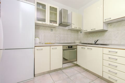 Apartments Fani - Unit 49551-61