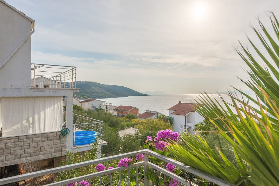 Apartments Branko - Unit 49567-61