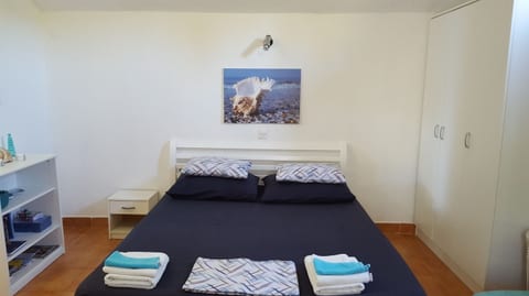 House Ivan - Unit 49585-61