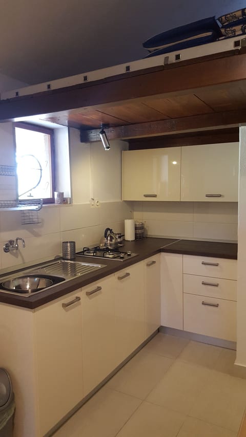 House Ivan - Unit 49585-61