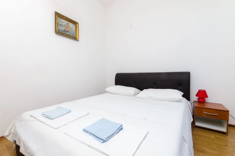 House Barbarina - Unit 49588-61