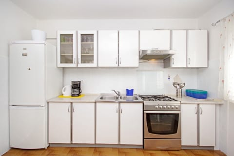 Apartment Danica - Unit 49601-61