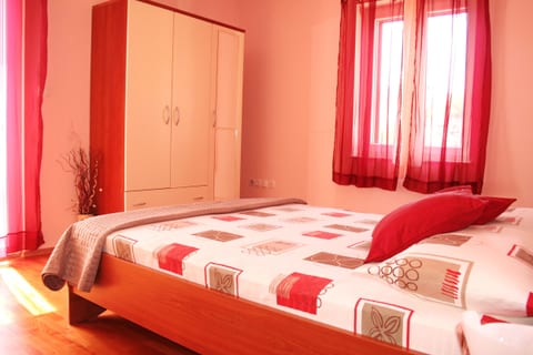 Apartment Anton - Unit 49623-61