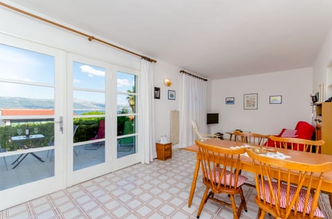 Apartment Neven - Unit 49658-61