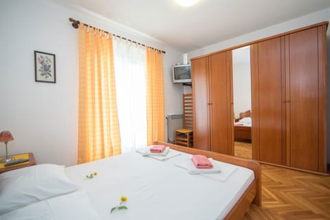 Apartments Nataša - Unit 49721-61