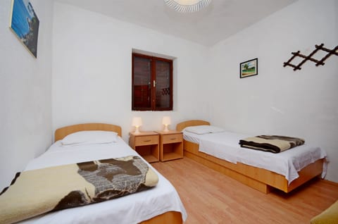 Apartments Antun - Unit 49733-61