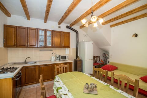 House Sanda - Unit 49743-61